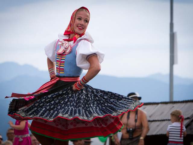 FOLKLÓR: Východná 2014