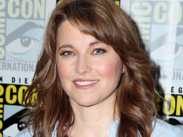 Lucy Lawless
