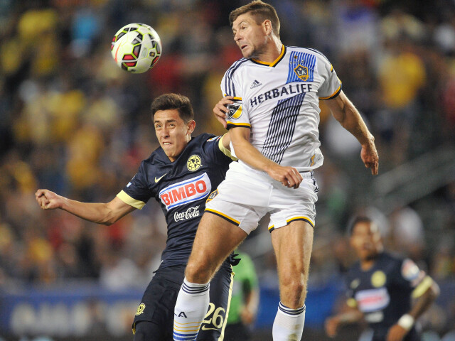 SOCCER/