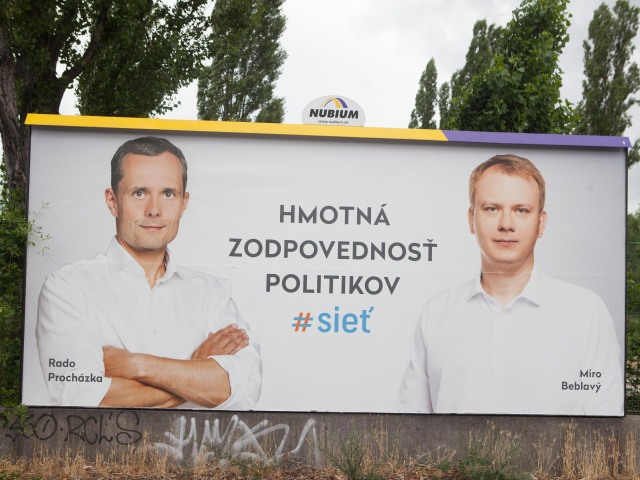 bilbord, Sieť, Procházka