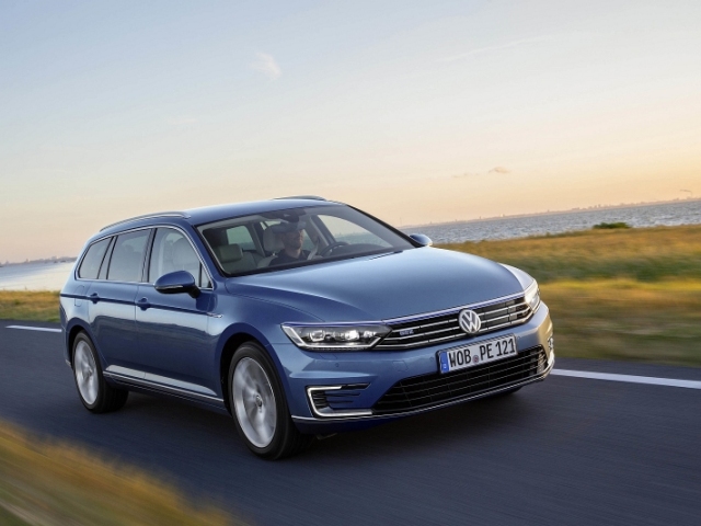 VW Passat GTE - 2015