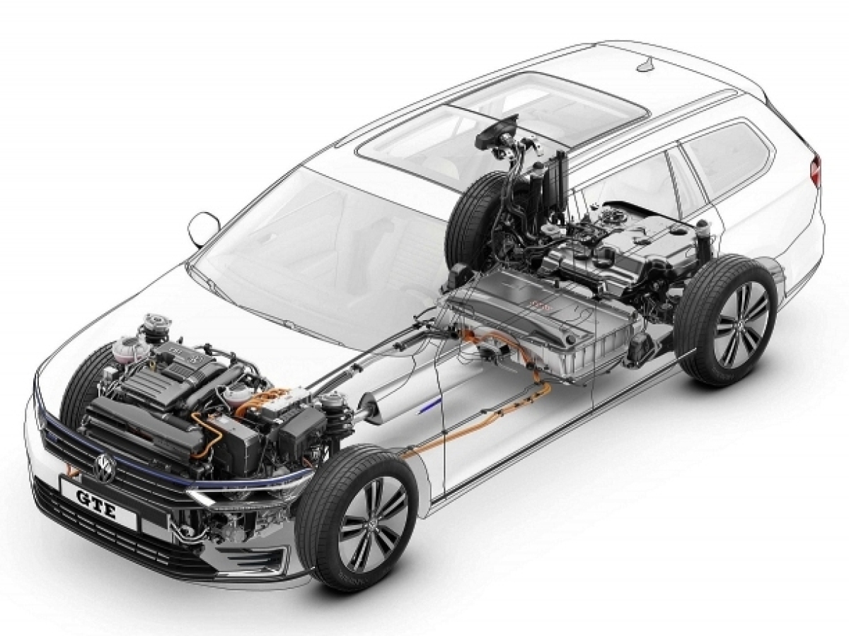 VW Passat GTE - 2015