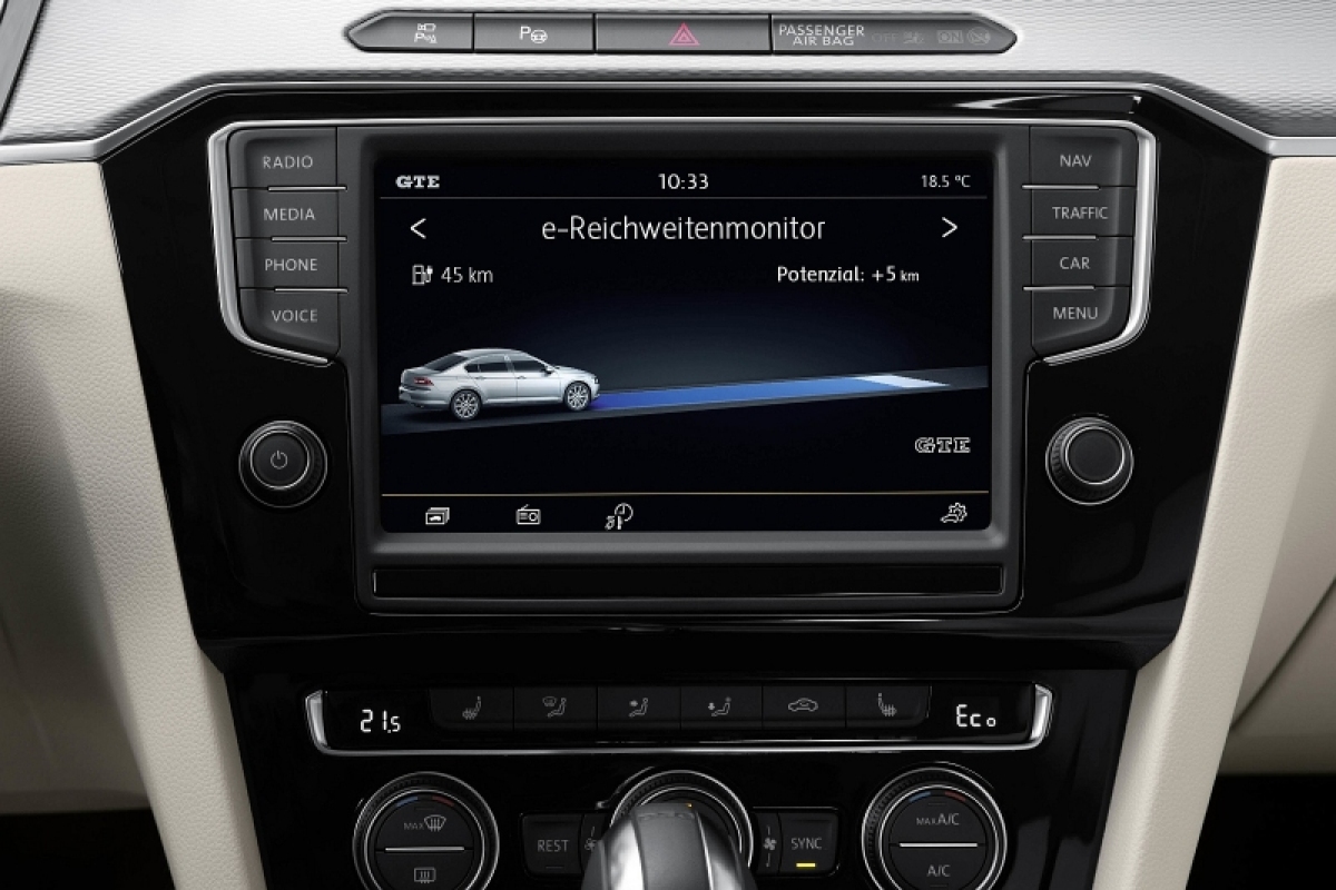 VW Passat GTE - 2015