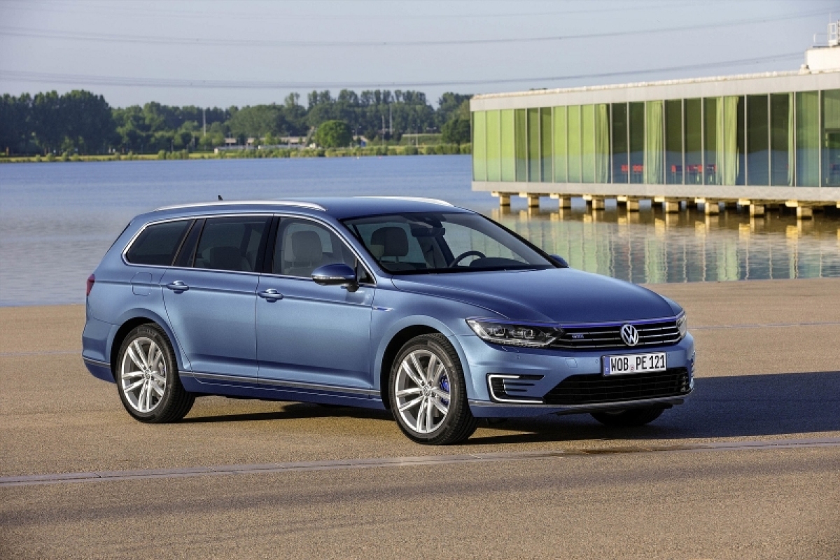 VW Passat GTE - 2015