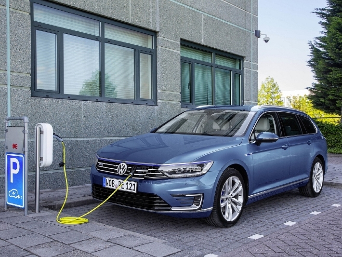 VW Passat GTE - 2015