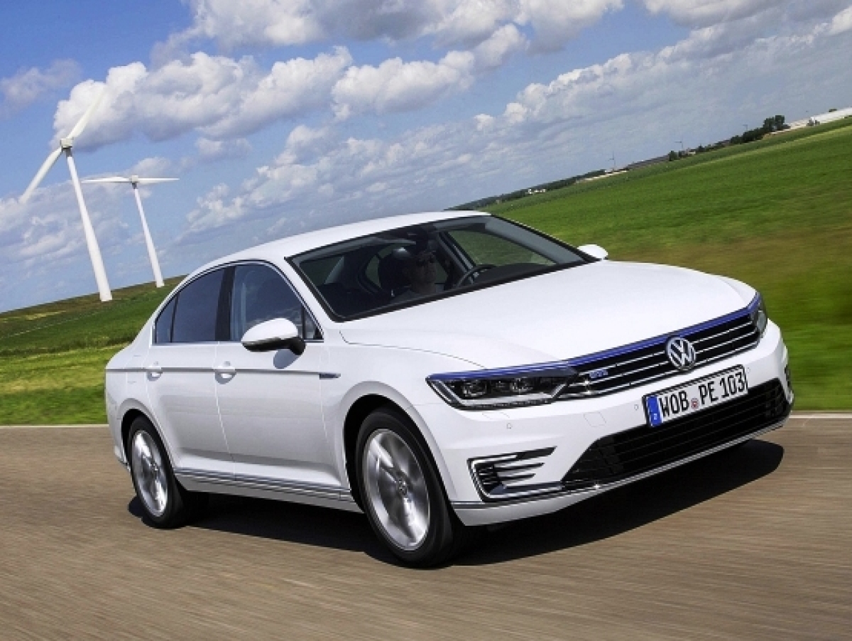 VW Passat GTE - 2015