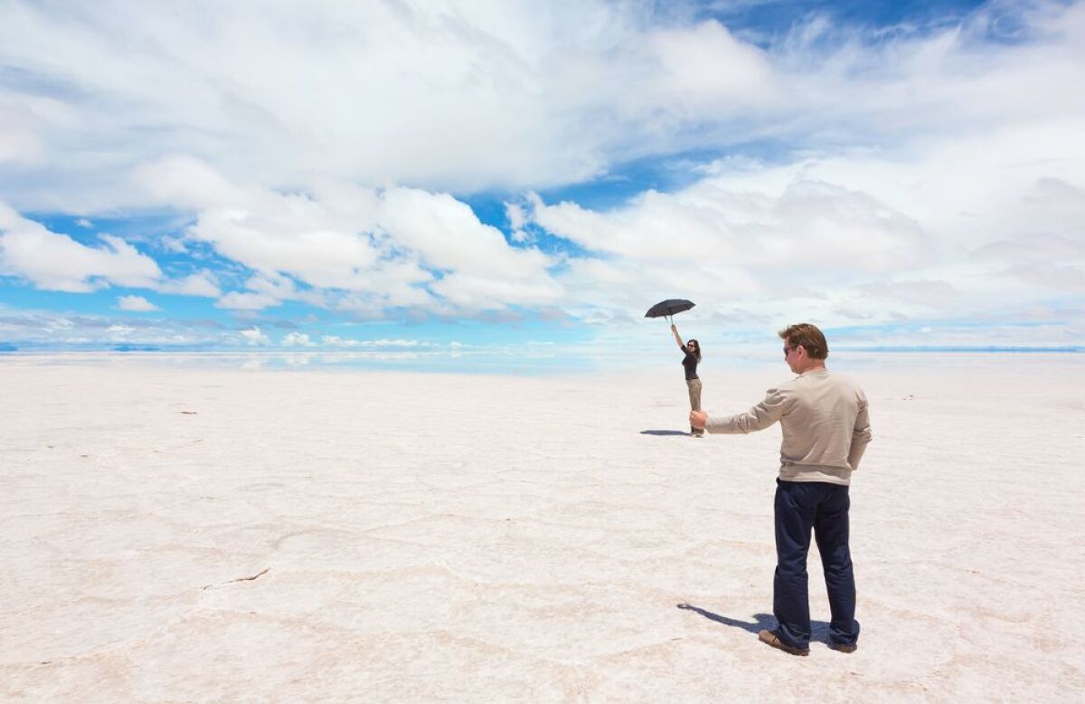 soľná pustatina, púšť, šírava, muž, žena, dáždnik, Bolívia, Soľná pláň, Salar de Uyuni, Salar de Tunupa