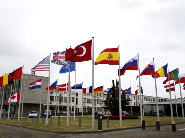 NATO, Turecko, rokovanie, terorizmus,