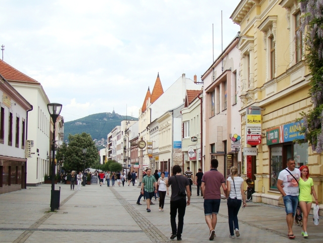 Nitra, pešia zóna, Zobor