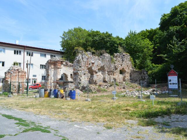 kláštor, Zobor, ruiny, kamalduli