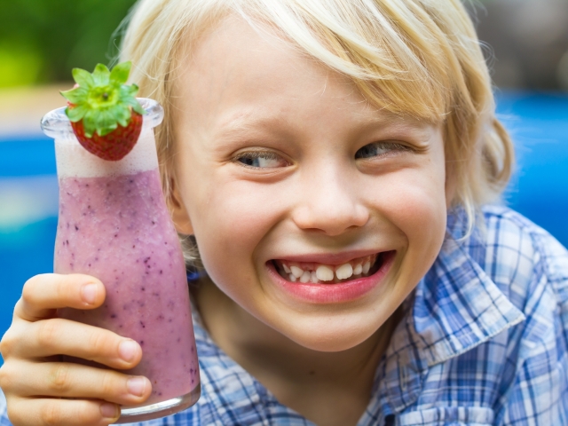 smoothie, ovocný nápoj, čučoriedky