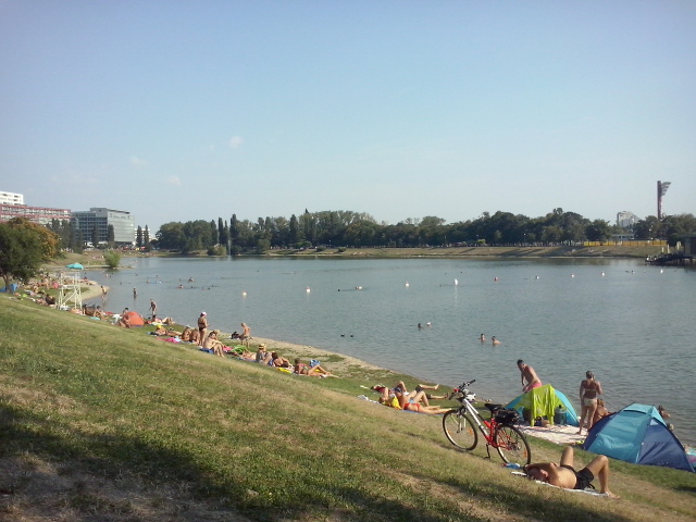 Kuchajda, kúpalisko