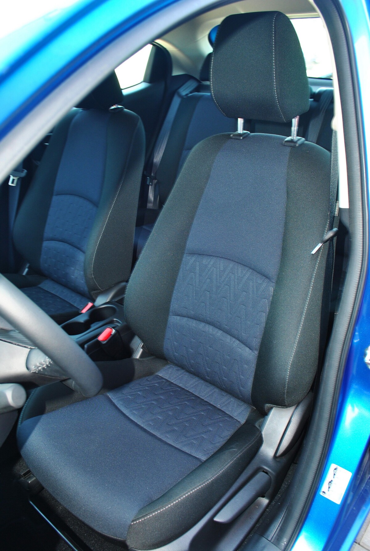 Mazda 2 SkyActive G75 Challenge