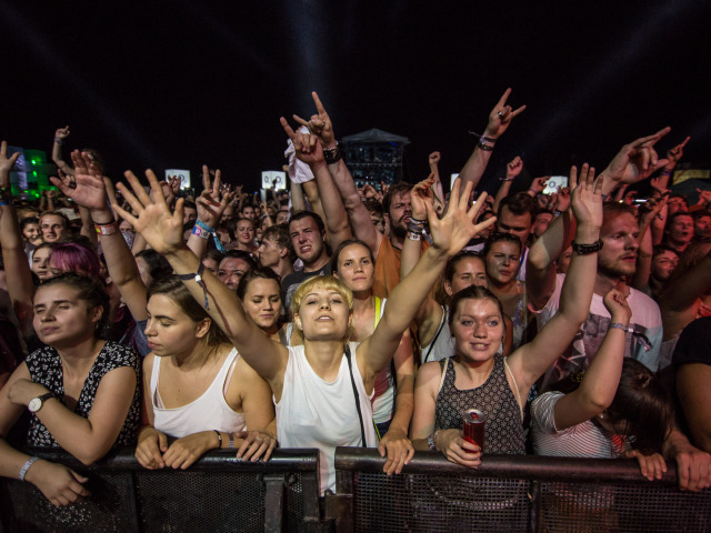 Atmosféra počas prvého dňa podujatia Grape festival 2015.