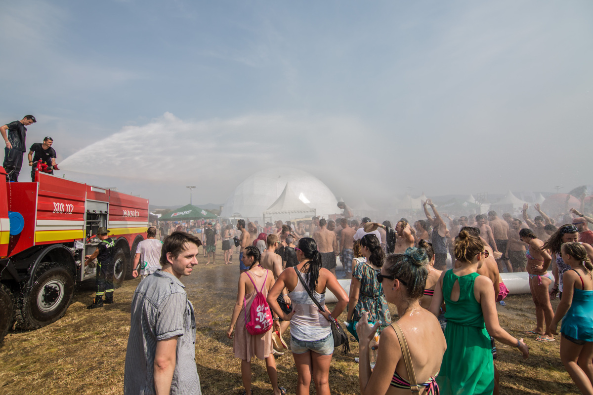 Atmosféra počas druhého dňa festivalu Grape 2015.