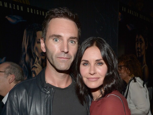 Johnny McDaid  a  Courteney Cox