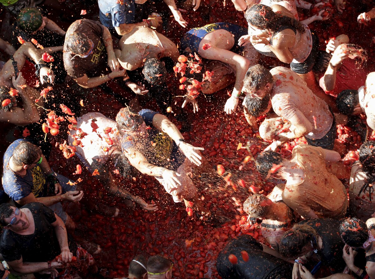 La Tomatina, paradajky, paradajková bitka, španielske mesto Bunol,