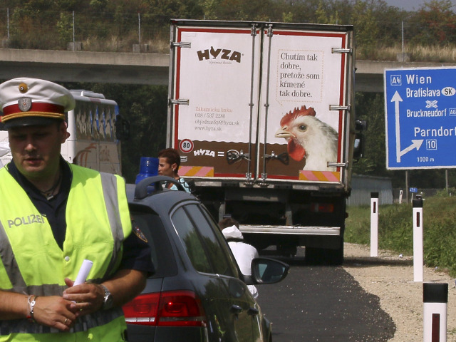 Rakúsko, migranti, utečenci, Pandorf