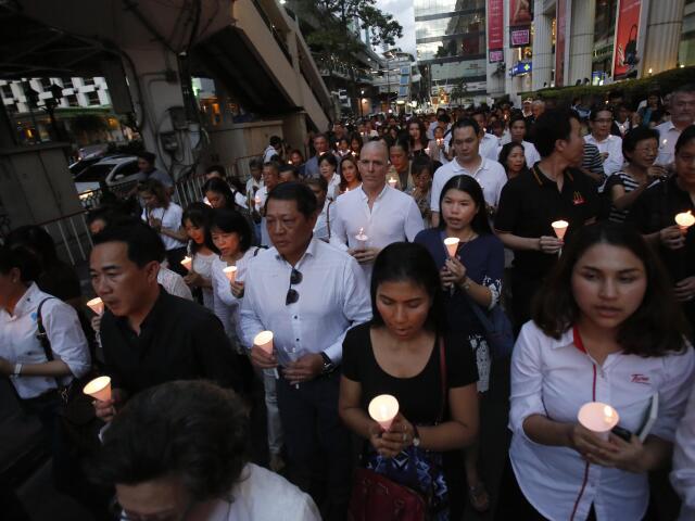Thajsko, smútočné zhromaždenie, Bangkok