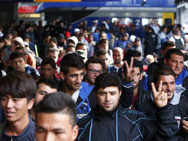 utečenci, migranti