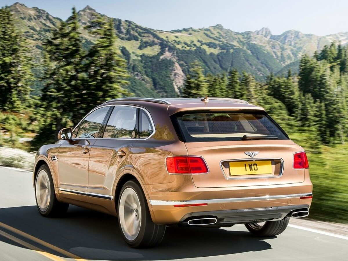 Bentley-Bentayga - 2016