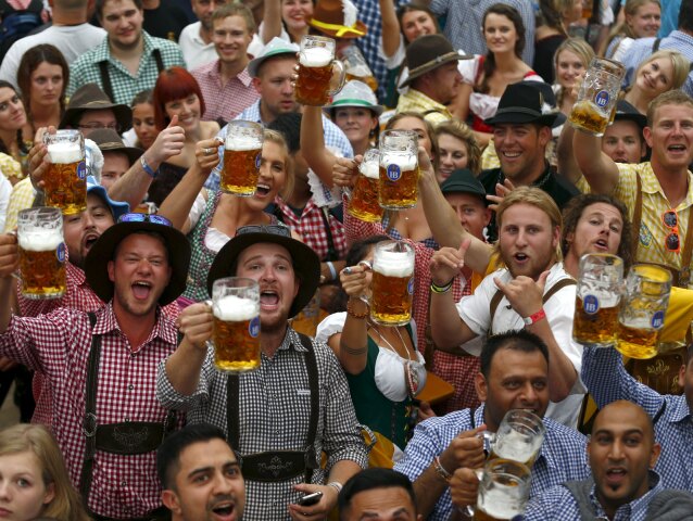 Oktoberfest, Mníchov, pivo, Tereziánska lúka,