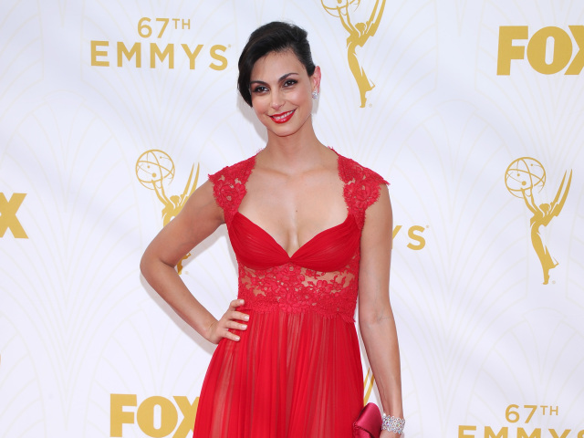 Herečka Morena Baccarin v šatách Reem Acra.