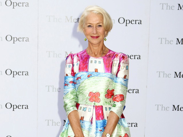 Helen Mirren v šatách Dolce & Gabbana 