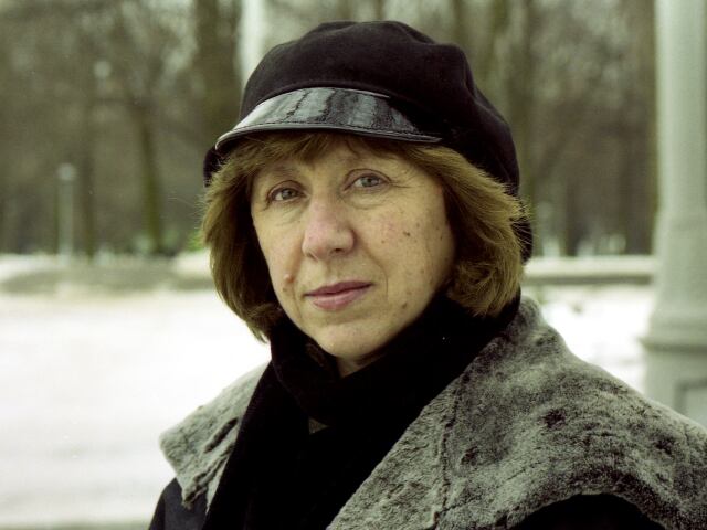 Nobelovu cenu za literatúru získala Svetlana Alexijevičová.