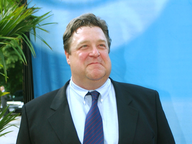 Herec John Goodman na zábere z mája 2004.