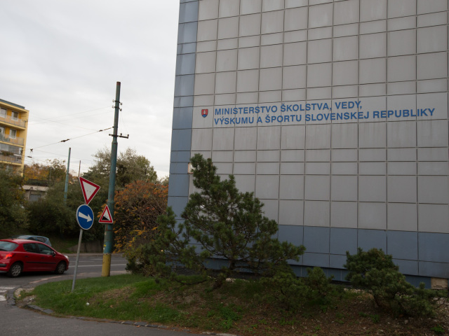 ministerstvo skolstva, školstvo