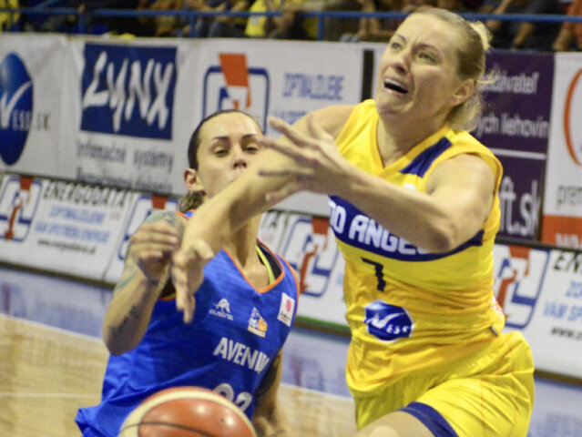 Zuzana Žirková,  Jacqueline Gemelosová