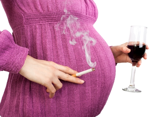 tehotenstvo, fajčenie, cigareta, alkohol