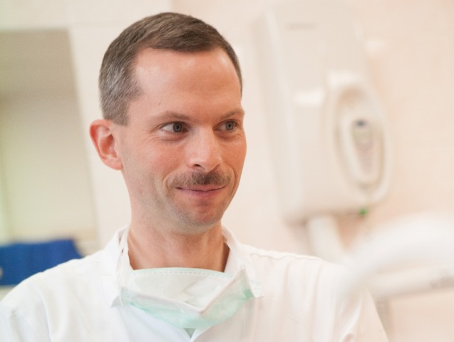 Ján Kováč, zubár, zubný lekár