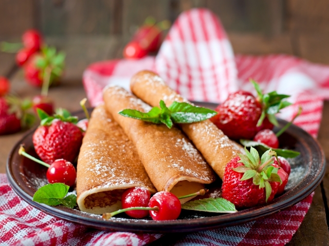 palacinky, dezert, ovocie
