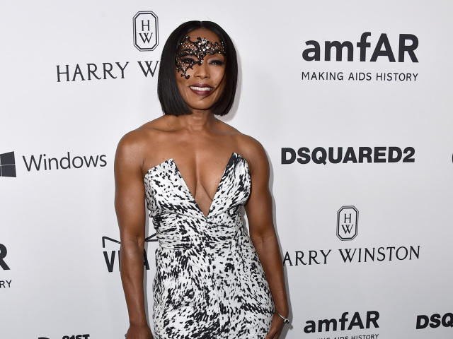 Herečka Angela Bassett.