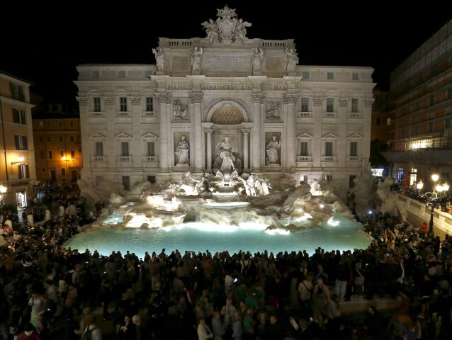 fontána di Trevi, Rím, Taliansko