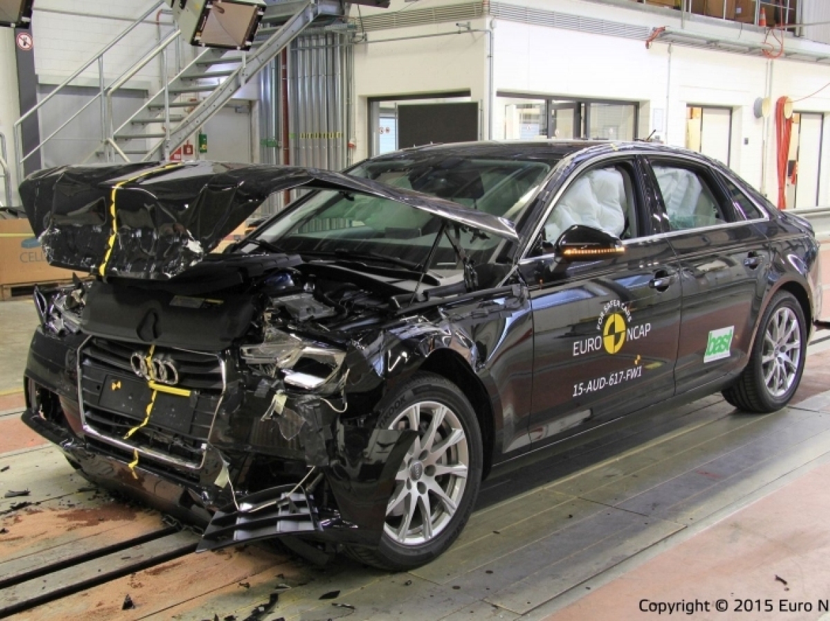 Euro NCAP 2015 - Audi A4