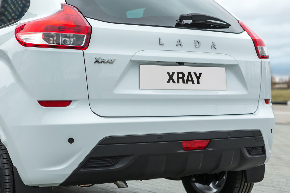 Lada Xray - 2016