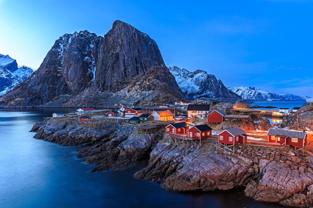 Nórsko, Lofoten, skala, domy, záliv, ľad, zima, tma, mráz, sneh, ľadovec