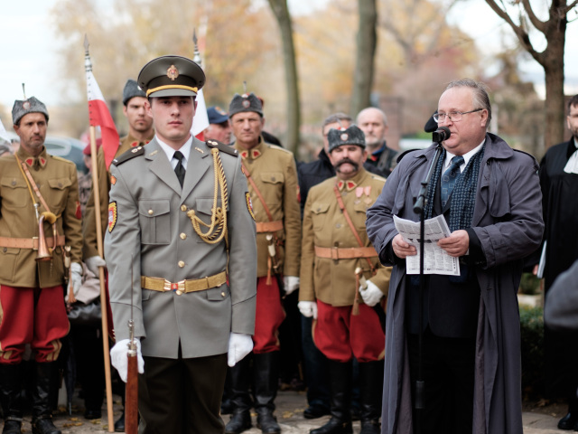 den veteranov, vojensky cintorin
