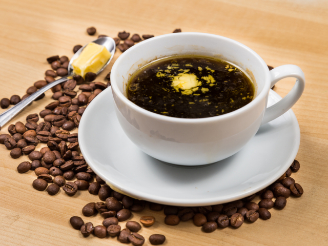 bulletproof coffee, nepriestrelná káva, káva, maslo