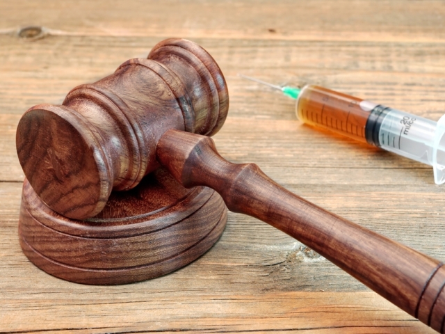 doping, súd, kladivko
