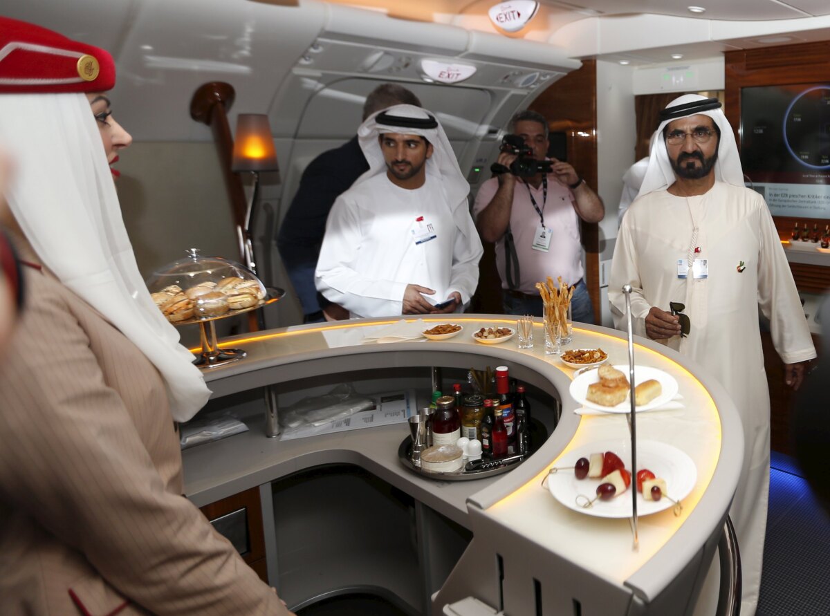 Emirates, Dubaj, lietadlo, Airbus A380-800