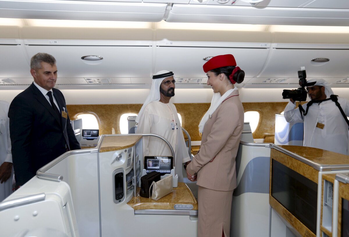 Emirates, Dubaj, lietadlo, Airbus A380-800