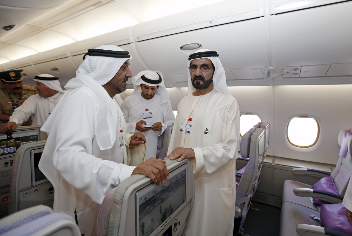 Emirates, Dubaj, lietadlo, Airbus A380-800