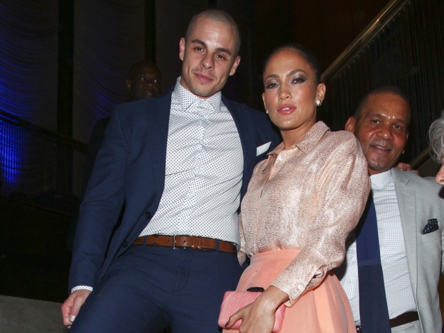 Tanečník Casper Smart a jeho životná partnerka - speváčka a herečka Jennifer Lopez.