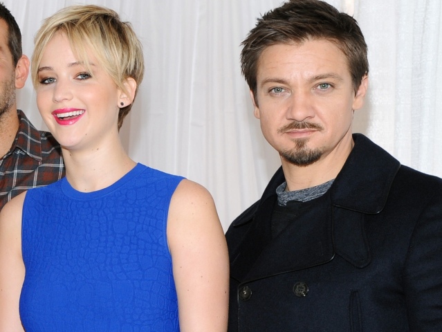 Jennifer Lawrence a jej vzdialený príbuzný Jeremy Renner