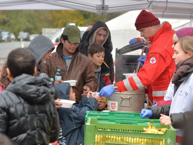 utečenci, migranti,