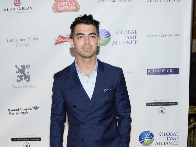 Joe Jonas 